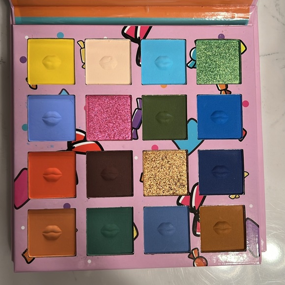 Spoiled Lips  Cosmetics piñata palette beautiful colors. New never used - Picture 7 of 8